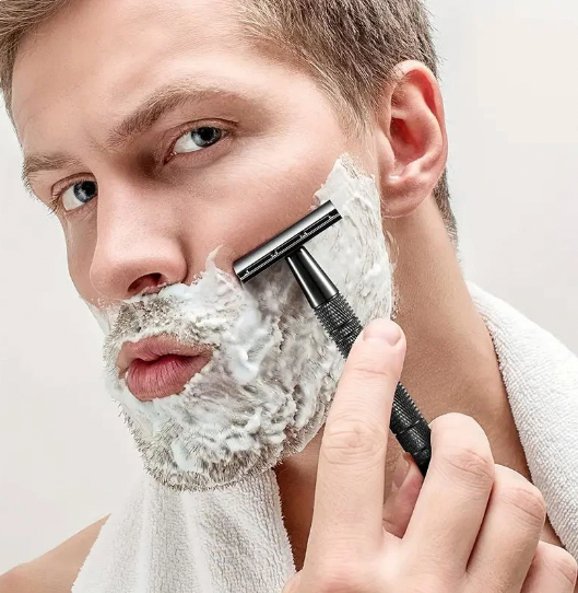 Le Safety Razor™, une lame de rasoir sans coupure et sans irritation